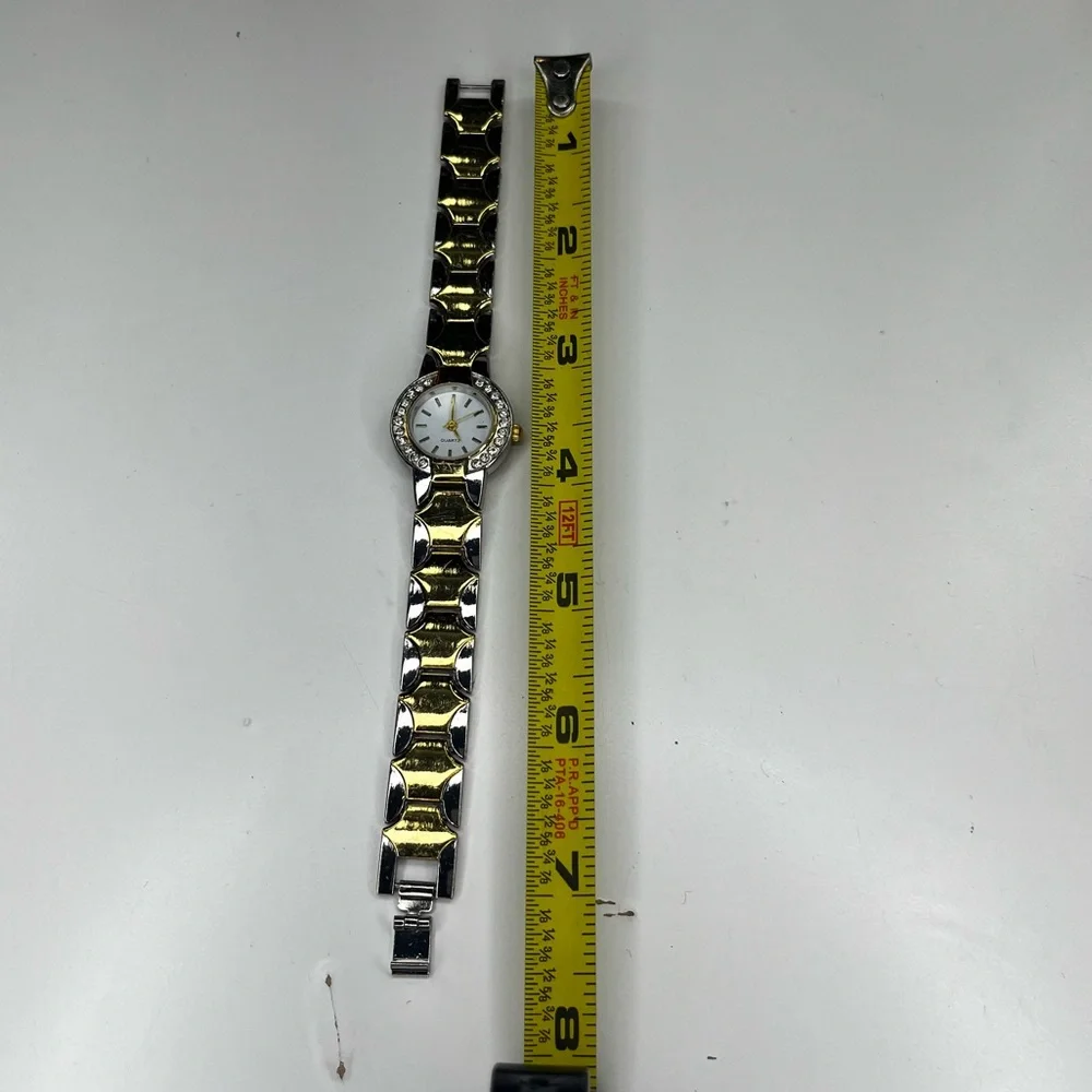 Blair Ladies‎ Gemmed Quartz Watch 25mm Round Silver/Gold Tone Metal Band Dainty